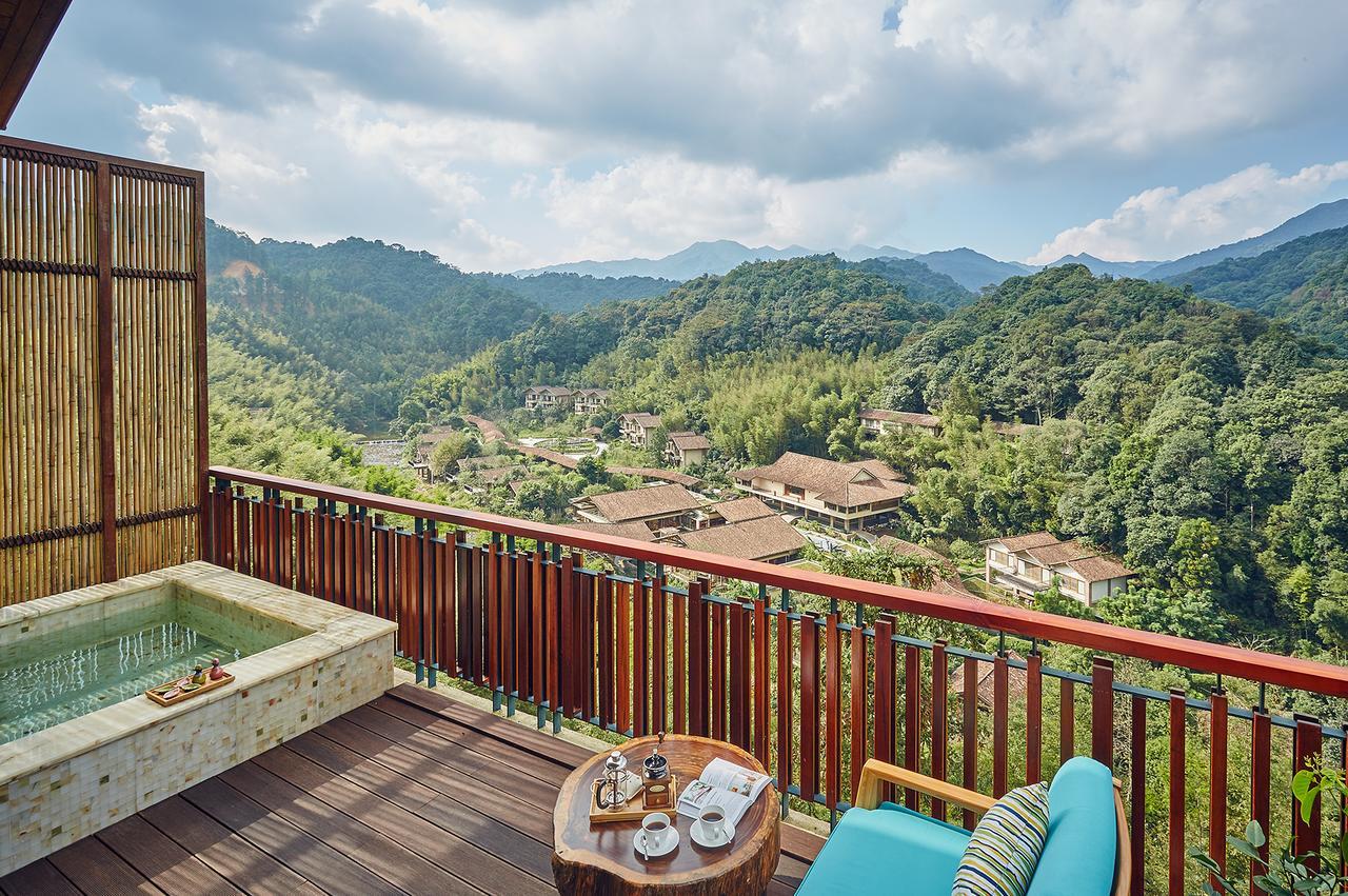 Longmen Crosswaters Ecolodge & Spa מראה חיצוני תמונה