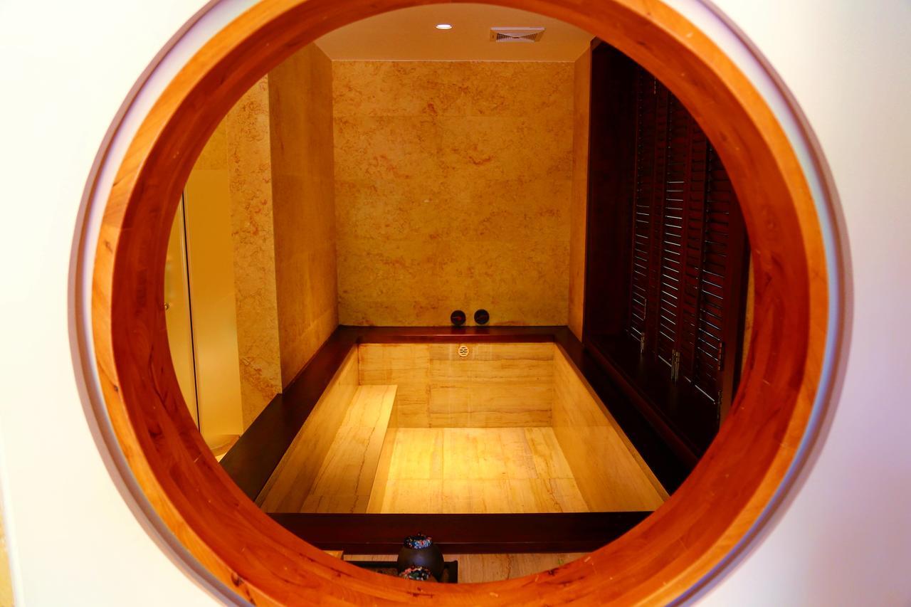 Longmen Crosswaters Ecolodge & Spa מראה חיצוני תמונה