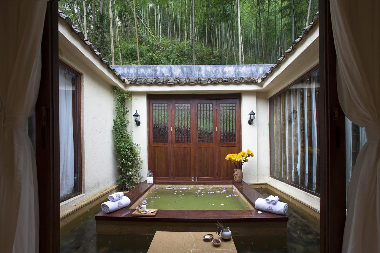Longmen Crosswaters Ecolodge & Spa מראה חיצוני תמונה