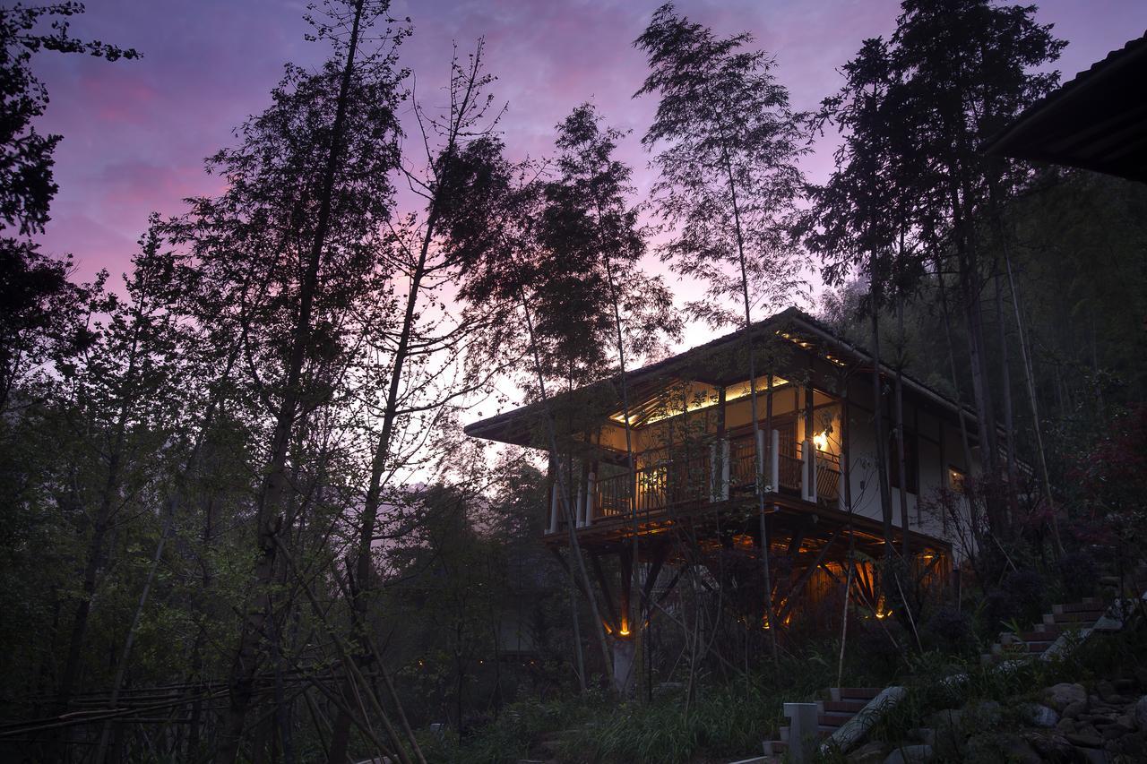 Longmen Crosswaters Ecolodge & Spa מראה חיצוני תמונה