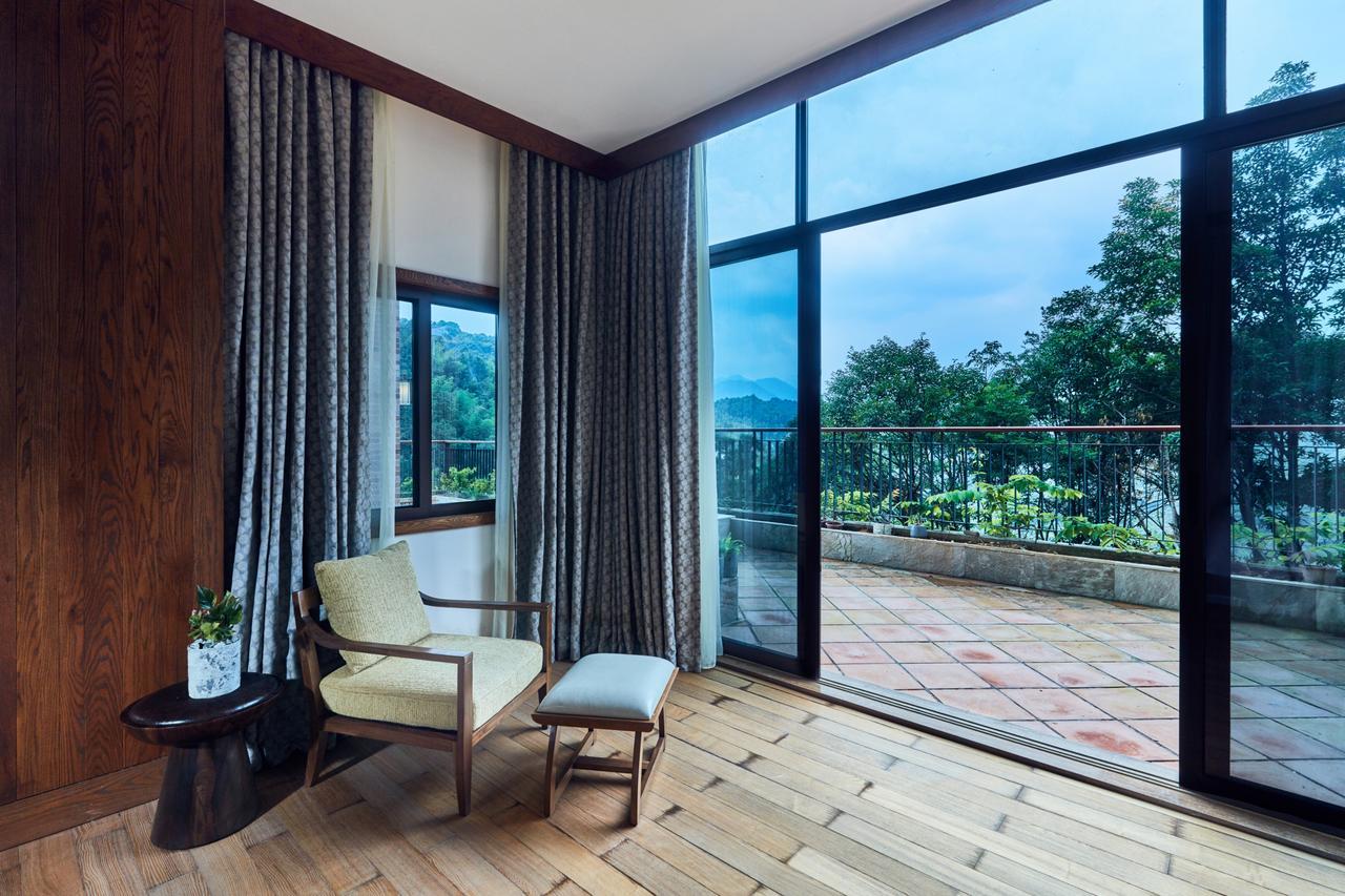 Longmen Crosswaters Ecolodge & Spa מראה חיצוני תמונה