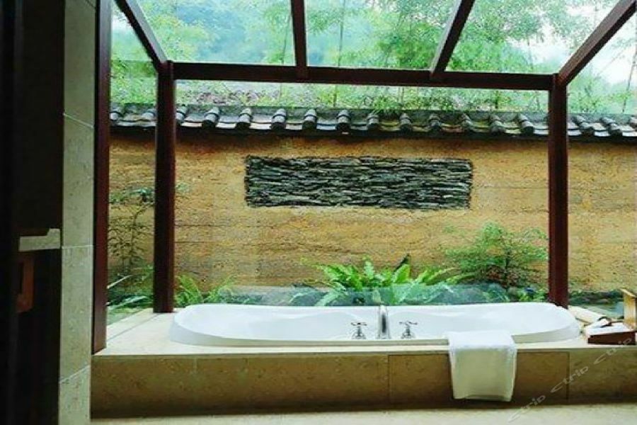 Longmen Crosswaters Ecolodge & Spa מראה חיצוני תמונה