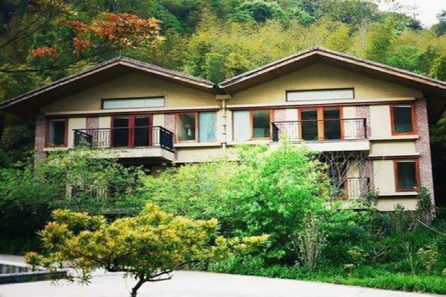 Longmen Crosswaters Ecolodge & Spa מראה חיצוני תמונה