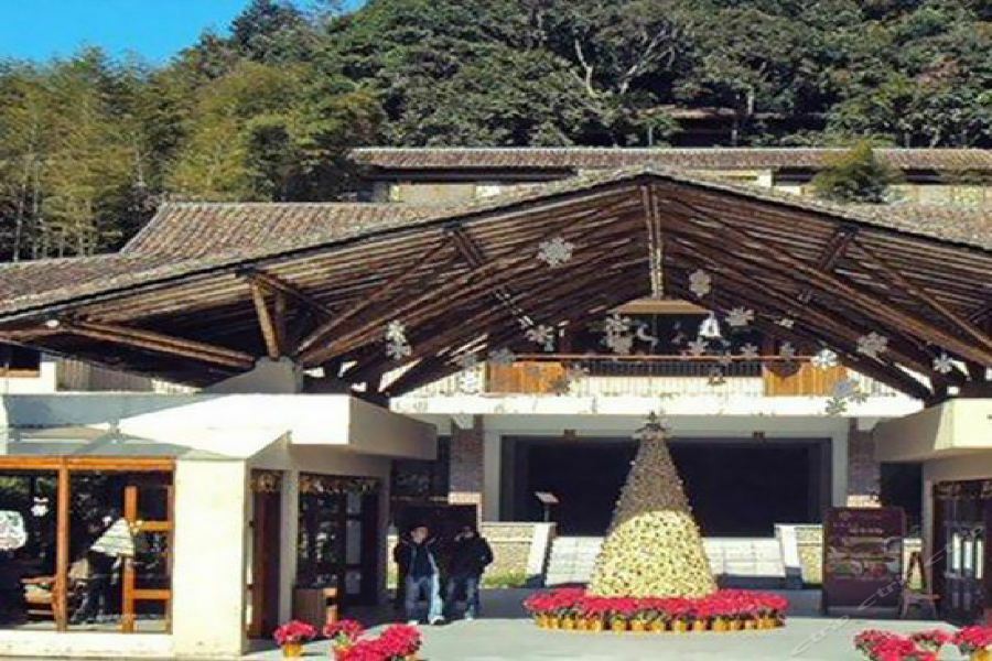Longmen Crosswaters Ecolodge & Spa מראה חיצוני תמונה